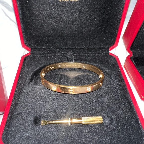 Cartier D’Amour earrings and Love bracelet 4 diamonds - Picture 3 of 17